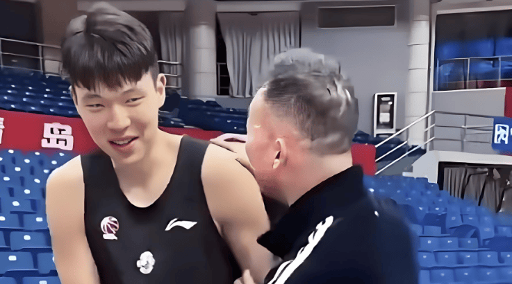 拽到走廊签, 情况, 签字