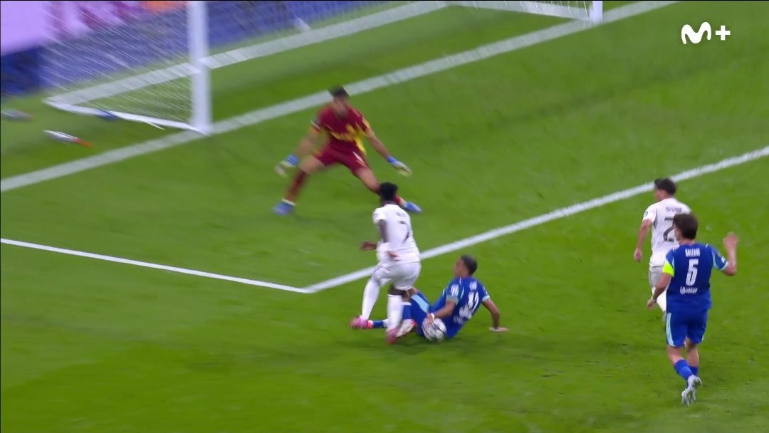 这个点球, 然的肢体位